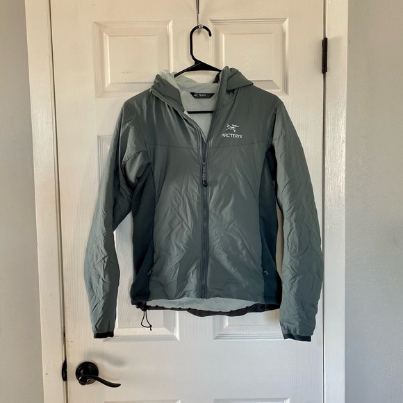 Arc'teryx Jackets & Blazers - Arcteryx Atom LT jacket